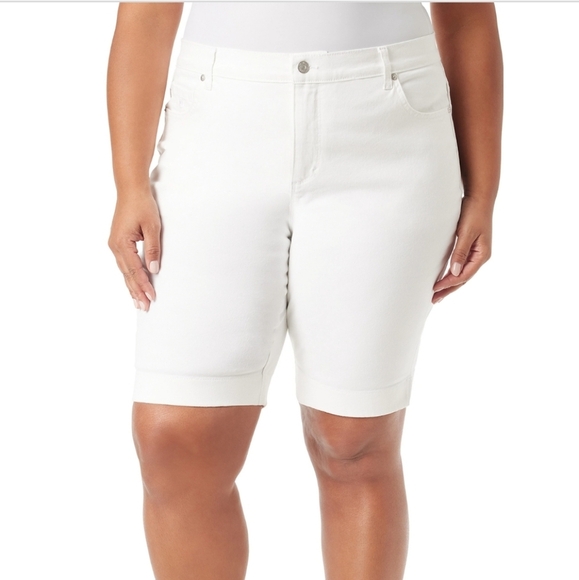 New Gloria Vanderbilt White Amanda Bermuda Stretch Shorts Classic Denim Style 16 - Picture 1 of 8